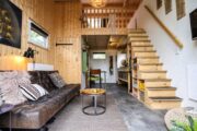 Interieur van een tiny house op de Veluwe