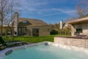 Jacuzzi bij een vakantiehuis