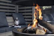 Vuurtje stoken bij je vakantiehuis