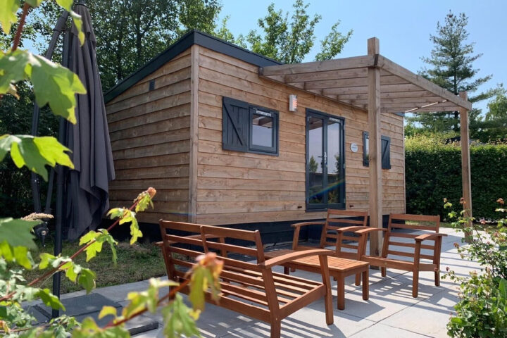 Tiny house met terras